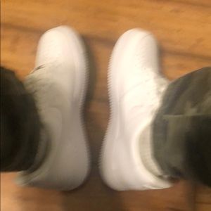 Meet your Posher, Adrien